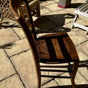 Chaise de bistrot ancienne