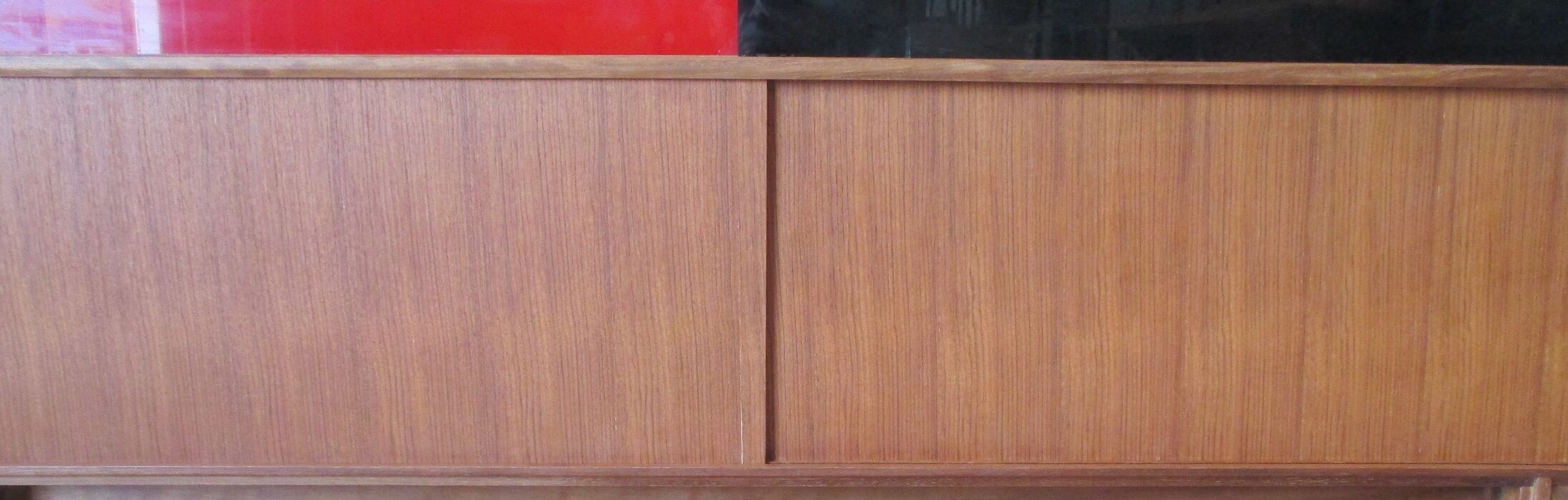 Buffet in teak doors sliding