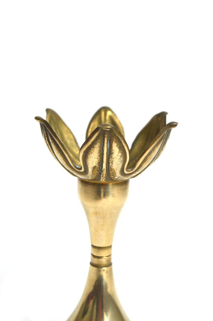 Flower candle holder