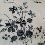 Antique Creil & Montereau soup tureen – sold by E. Bourgeois