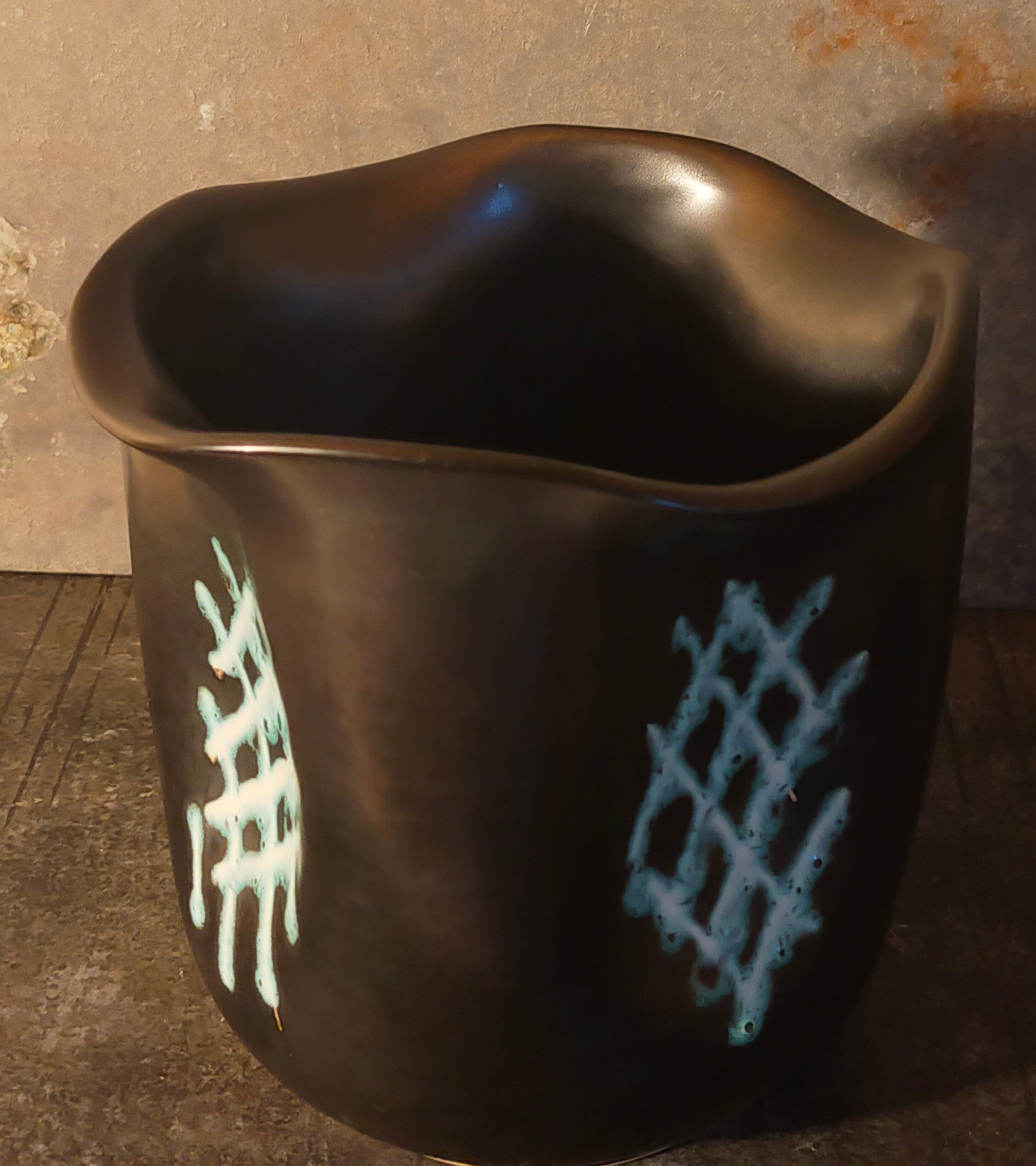 Ceramic potter's pot cover vase 50s