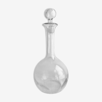 Glass carafe