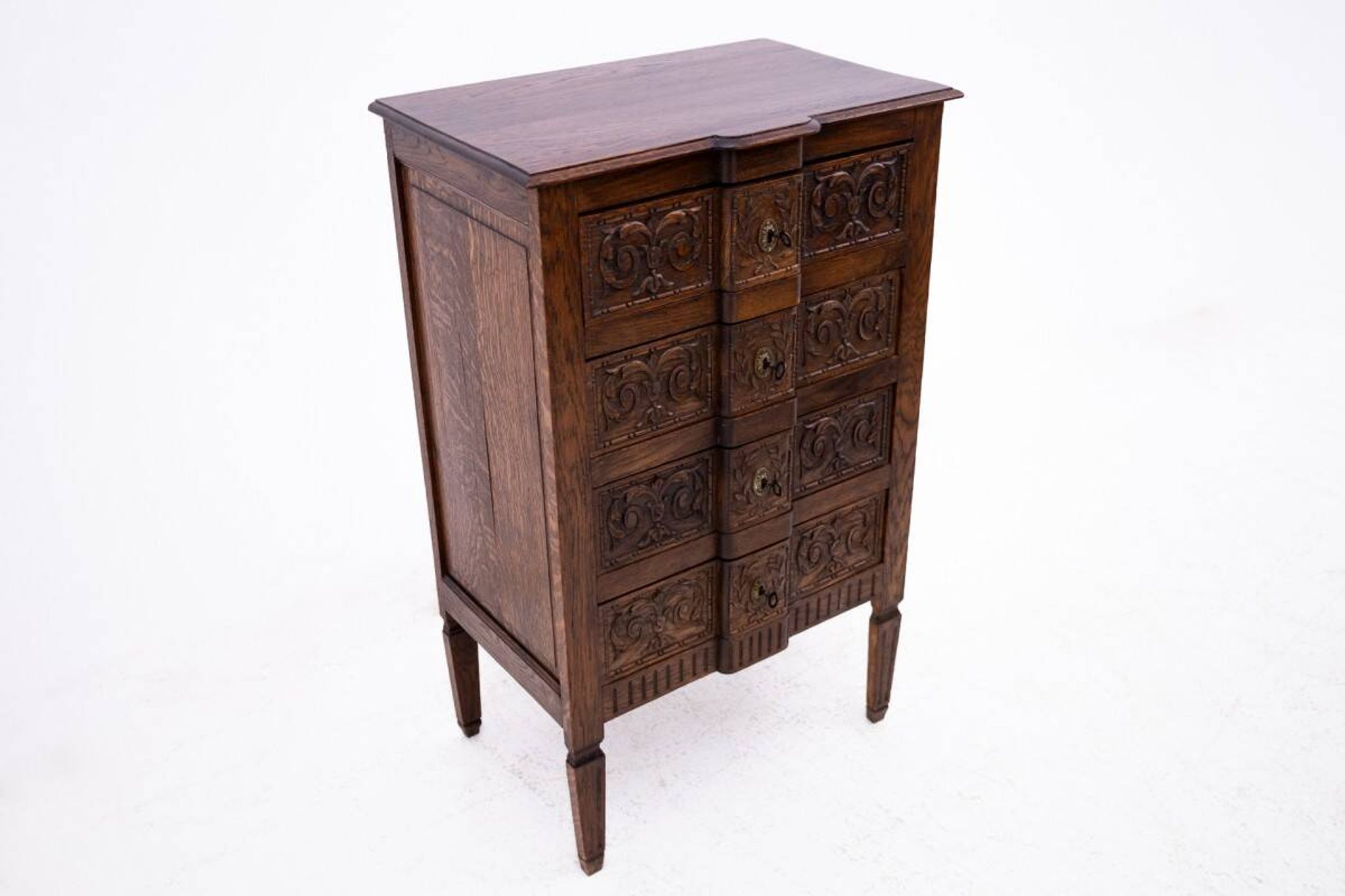Narrow chest of drawers, France, ca. 1890.