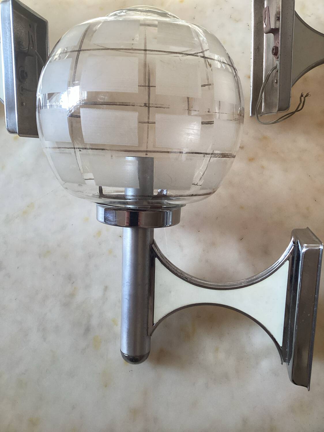 Sciolari wall lights