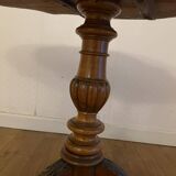 Oval pedestal table