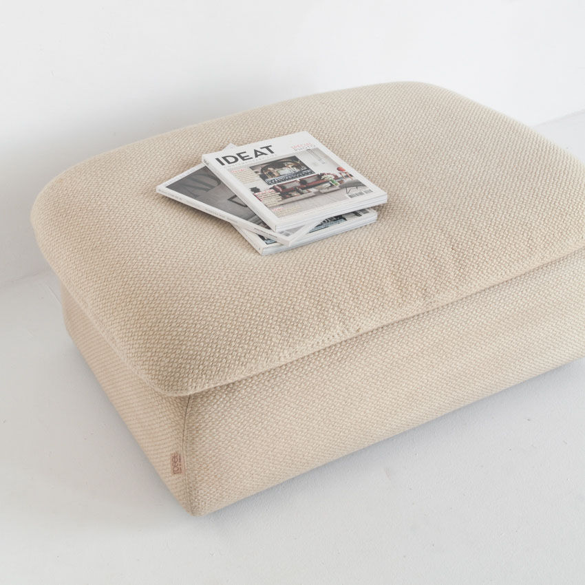 Vintage pouf de lana published by Ligne Roset. France, 80s