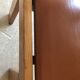 Chaise cuir et bois 70’s