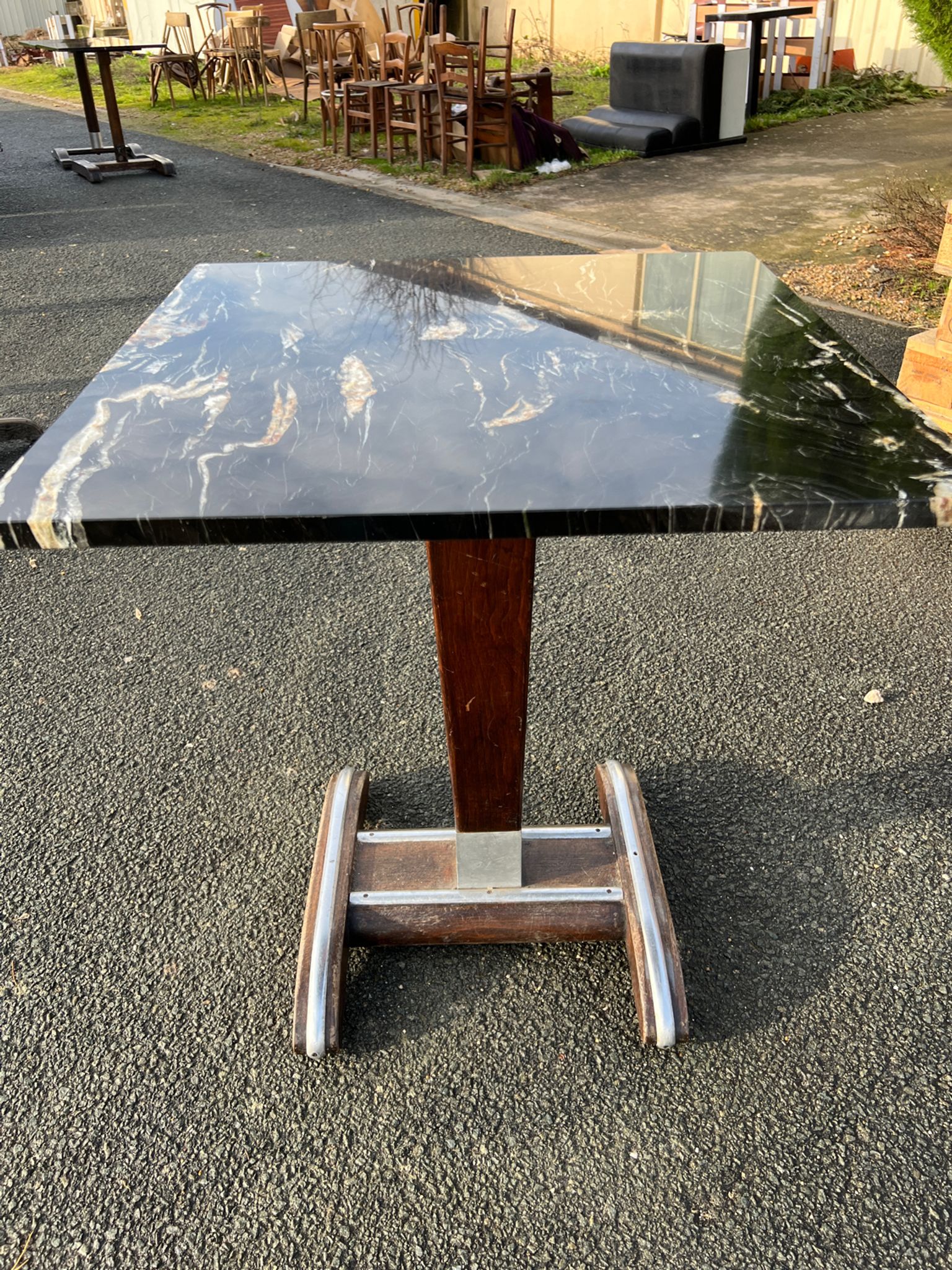Table en marbre