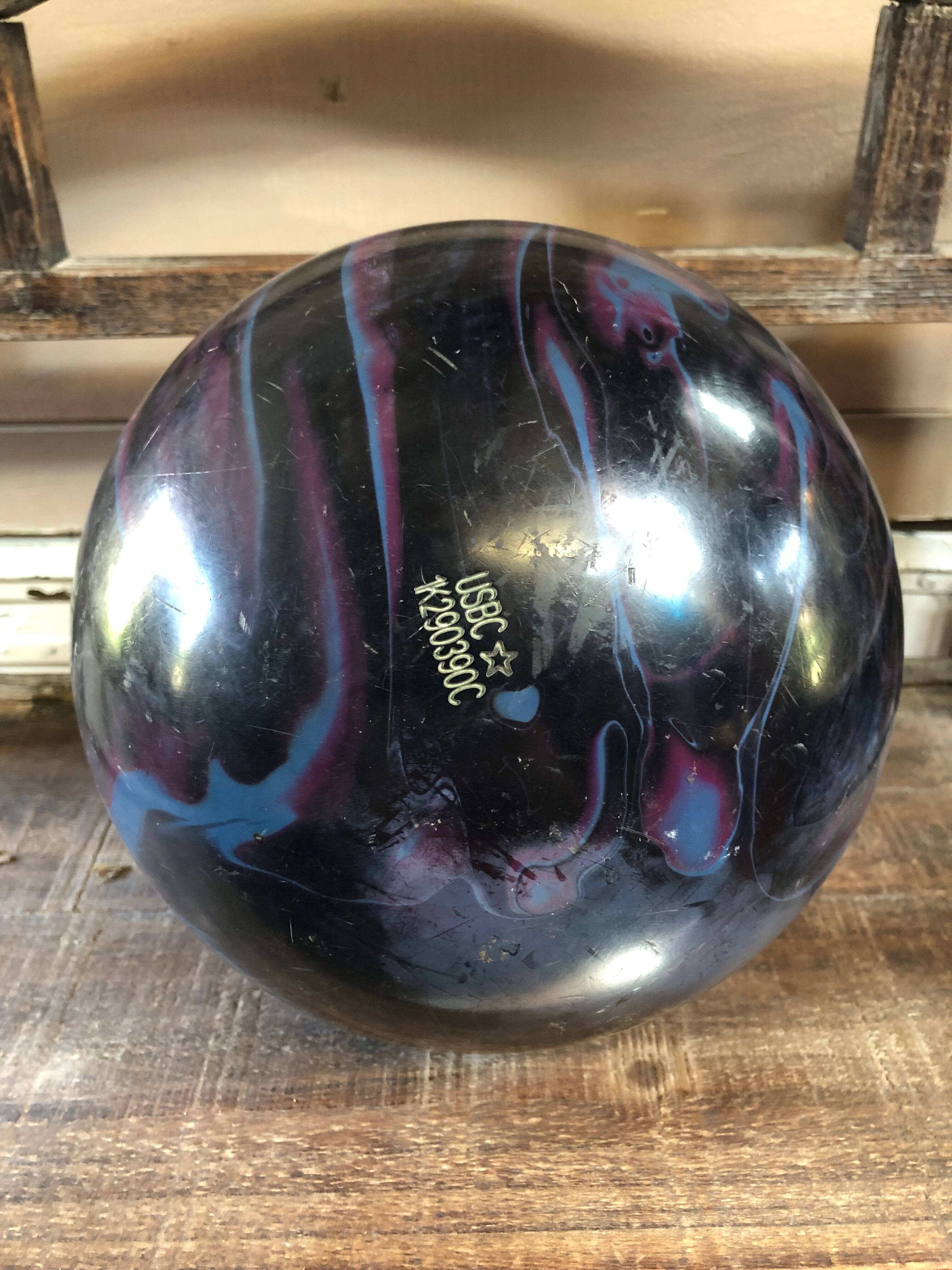 Old Bowling Ball Dark Encounter Columbia 300 Made In Usa Vintage Selency