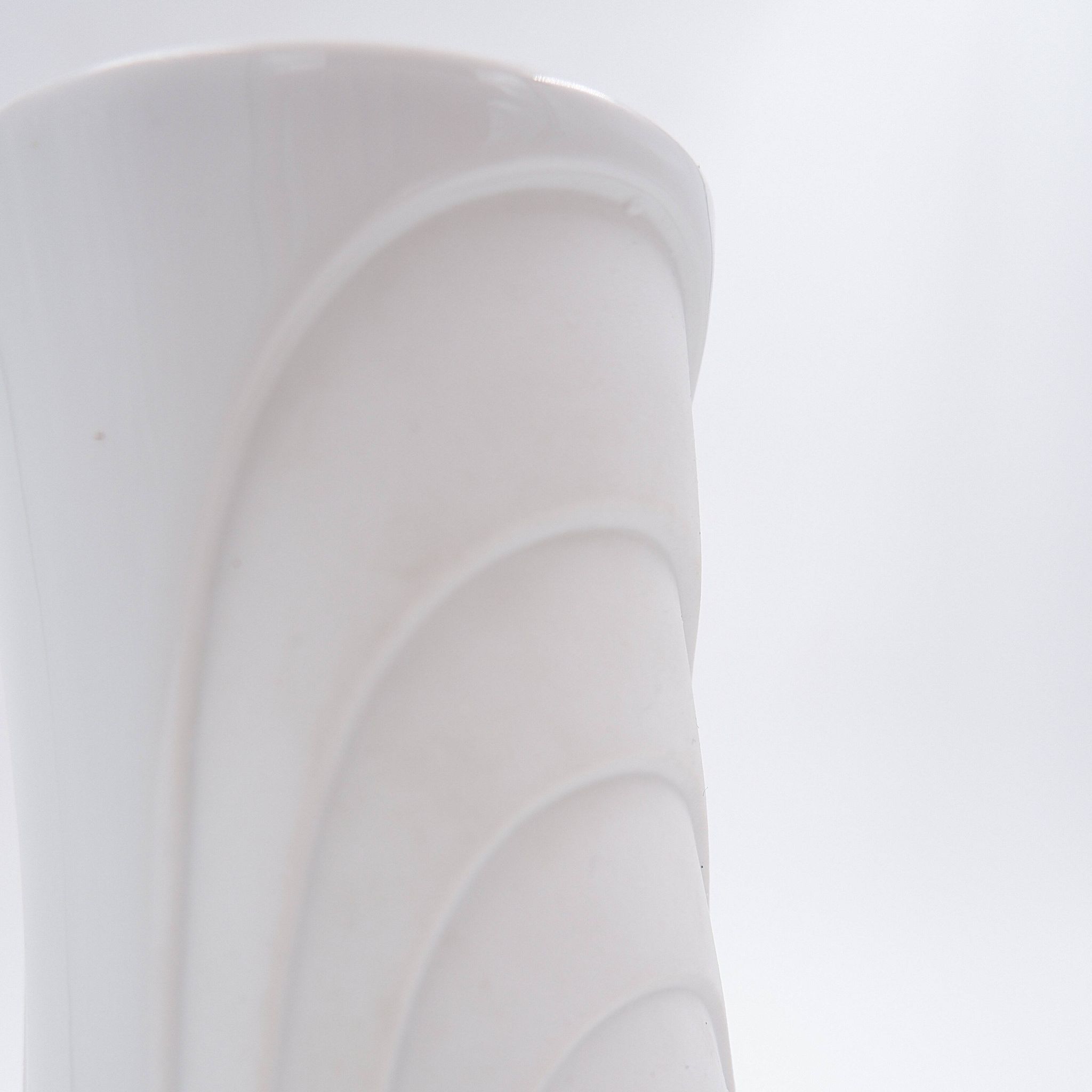Vase en porcelaine Op Art par Royal Bavaria KPM, Allemagne, années 1970
