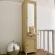“Standing man” wardrobe/bosier