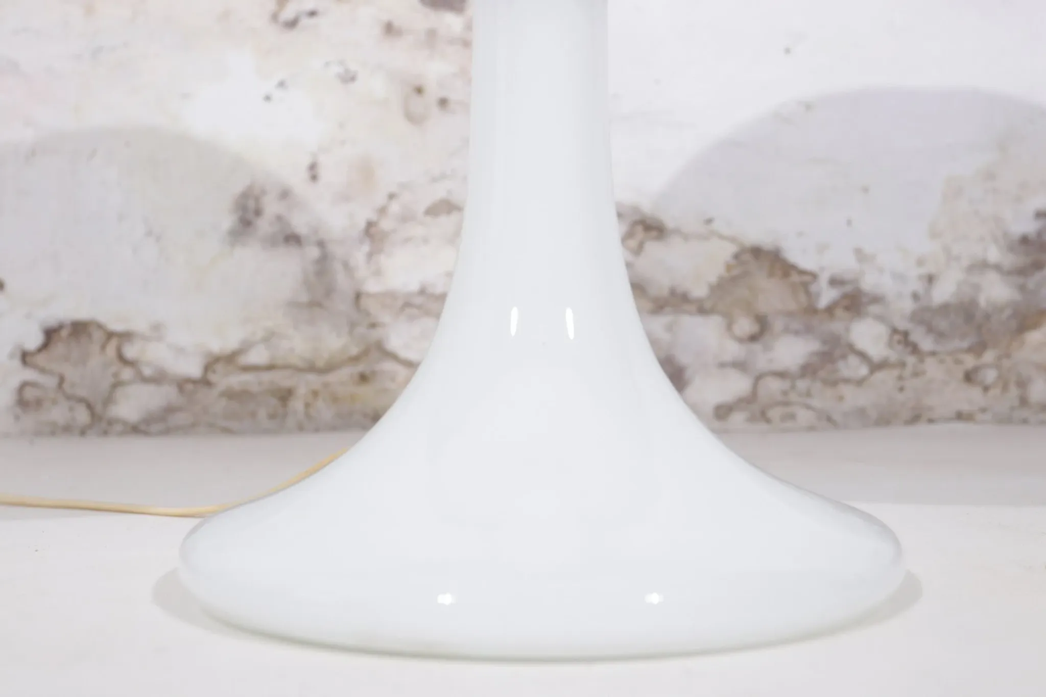 Mid-century Italian opaline white Murano table lamp