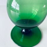 Vase vert en verre