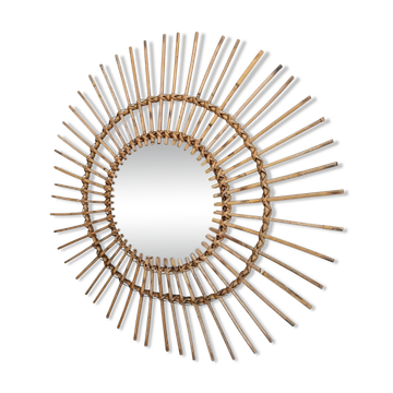 Miroir patiné en bambou et rotin en forme de soleil moderne organique du milieu du siècle, années 1960.
