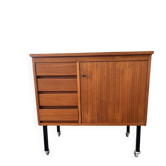 Vintage chest of drawers