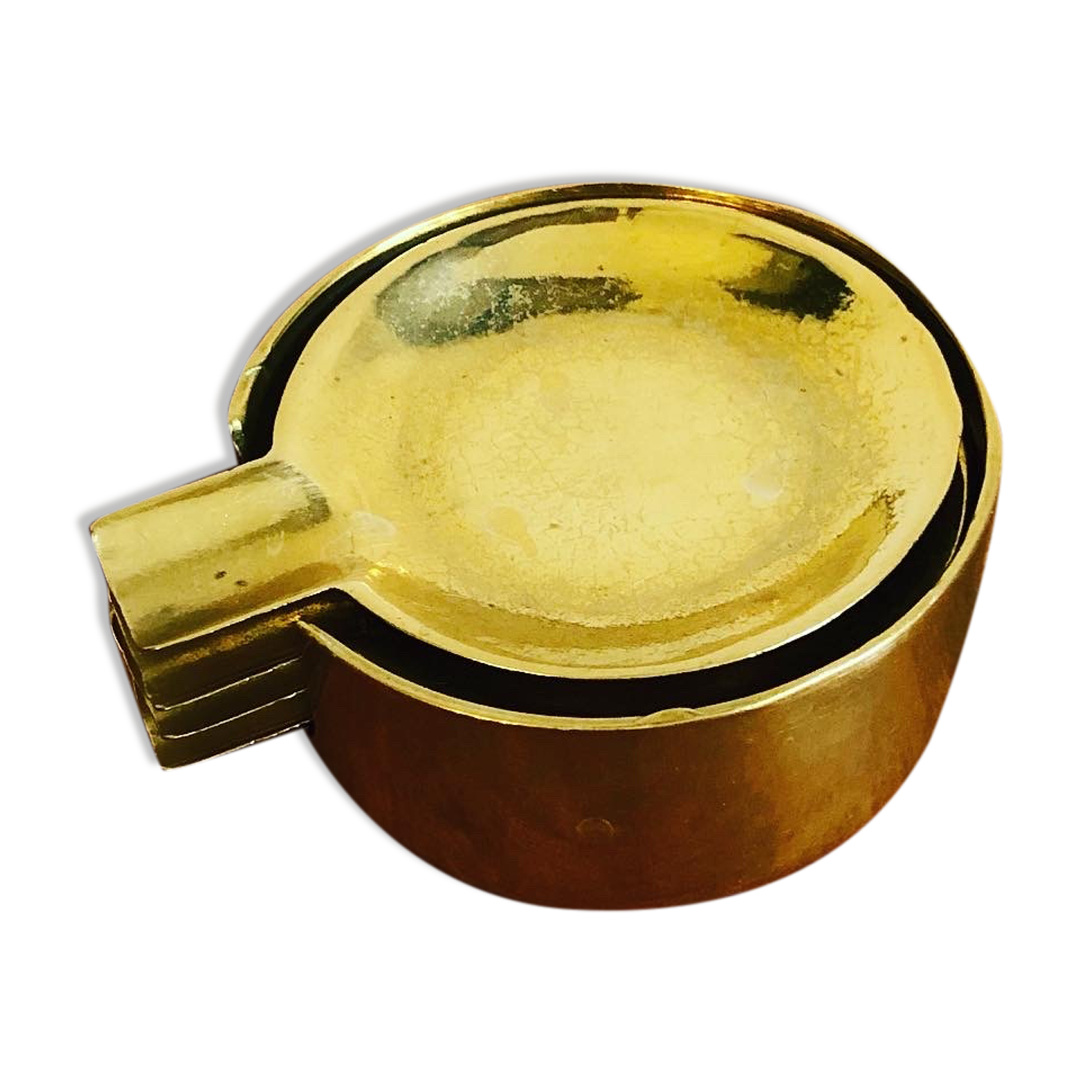 Lot of 4 individual ashtrays