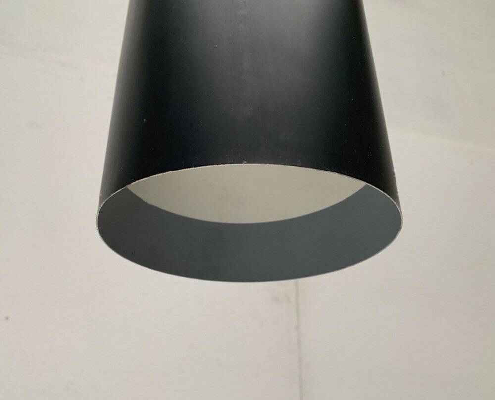 Minimalist cylindrical pendant light from the mid-century in metal by Eila & John Meiling for Louis Poulsen, set of 3.