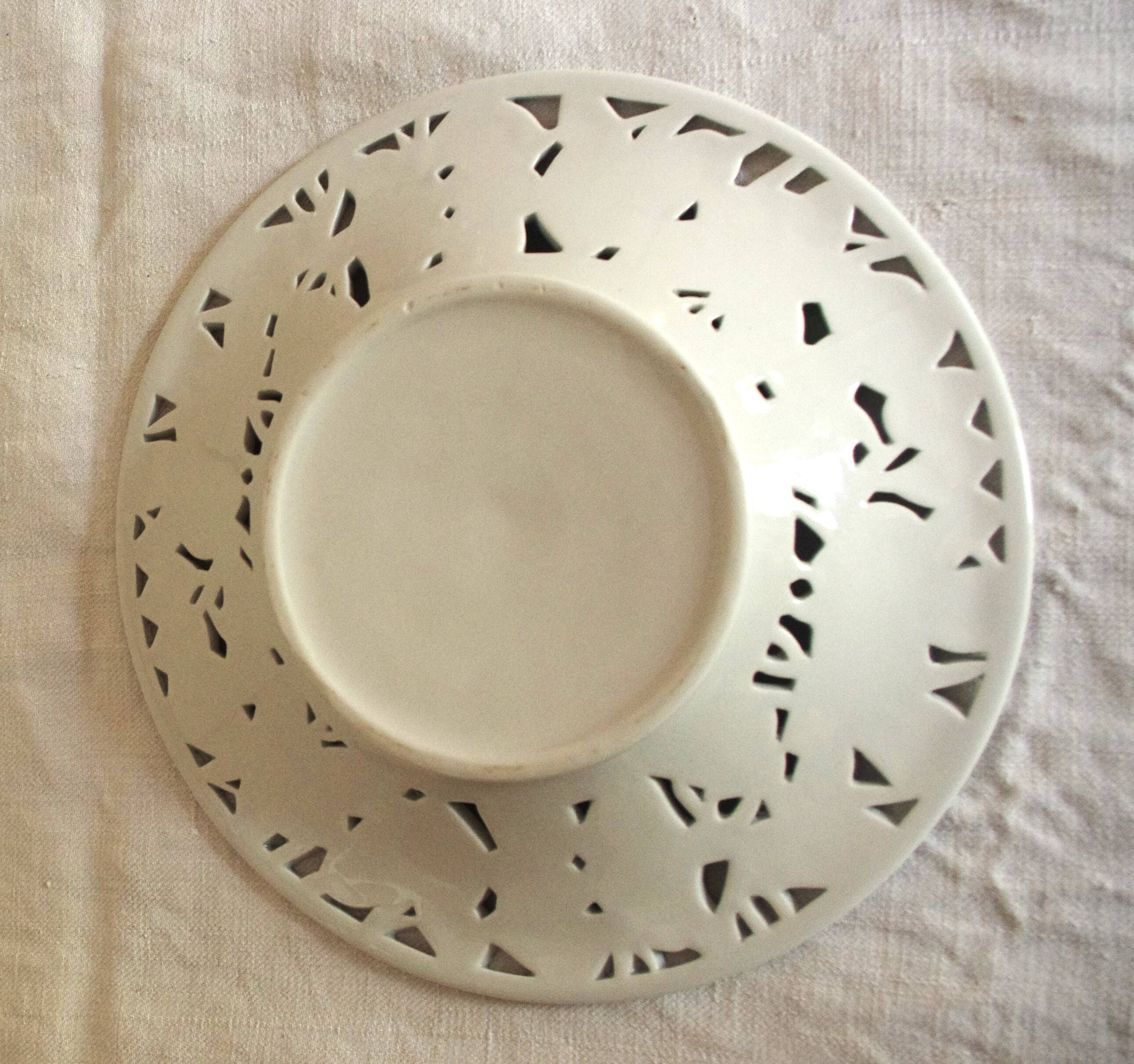 Decorative plate