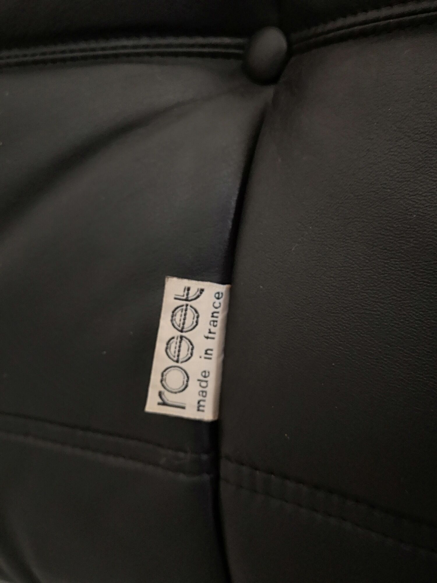 Togo armchair driver by Michel Ducaroy for roset line, black leather edition 1970
