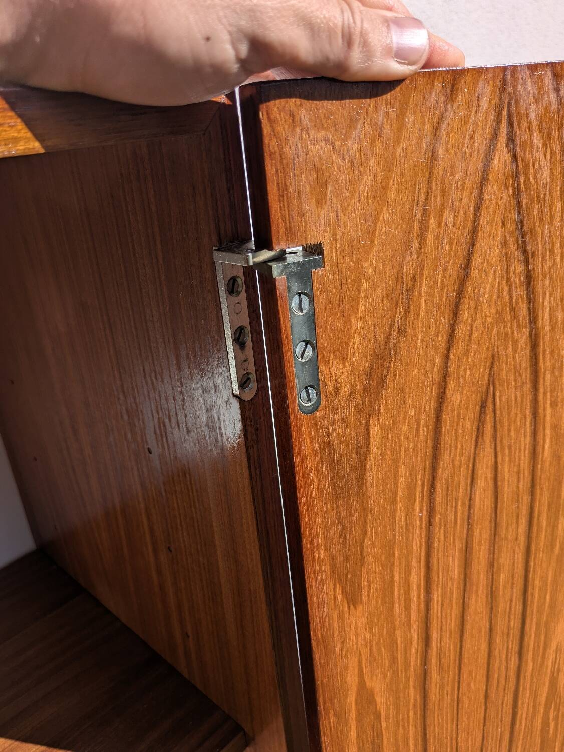 Vintage compact Scandinavian teak cabinet/sideboard, 1960s