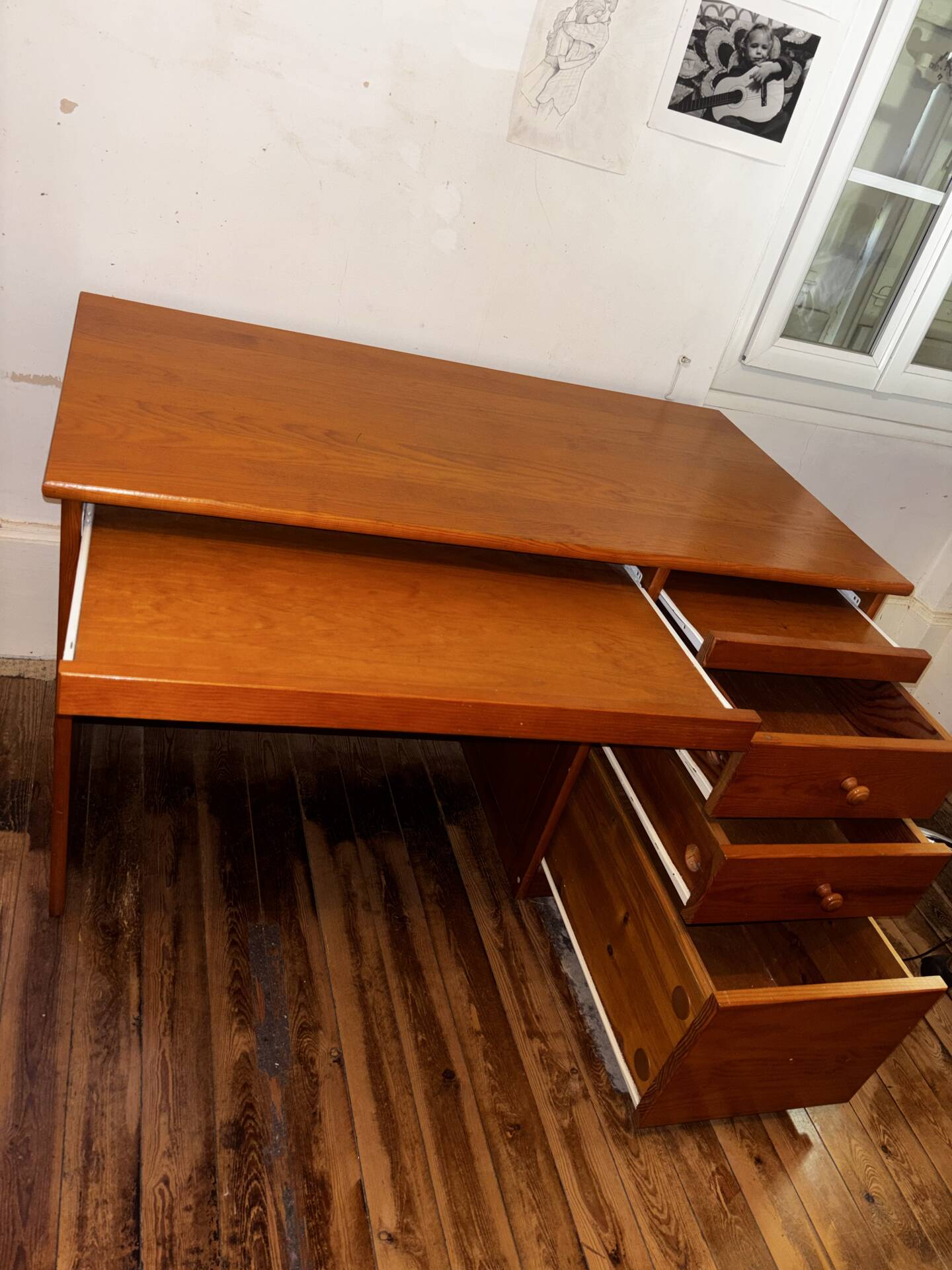 Bureau en bois