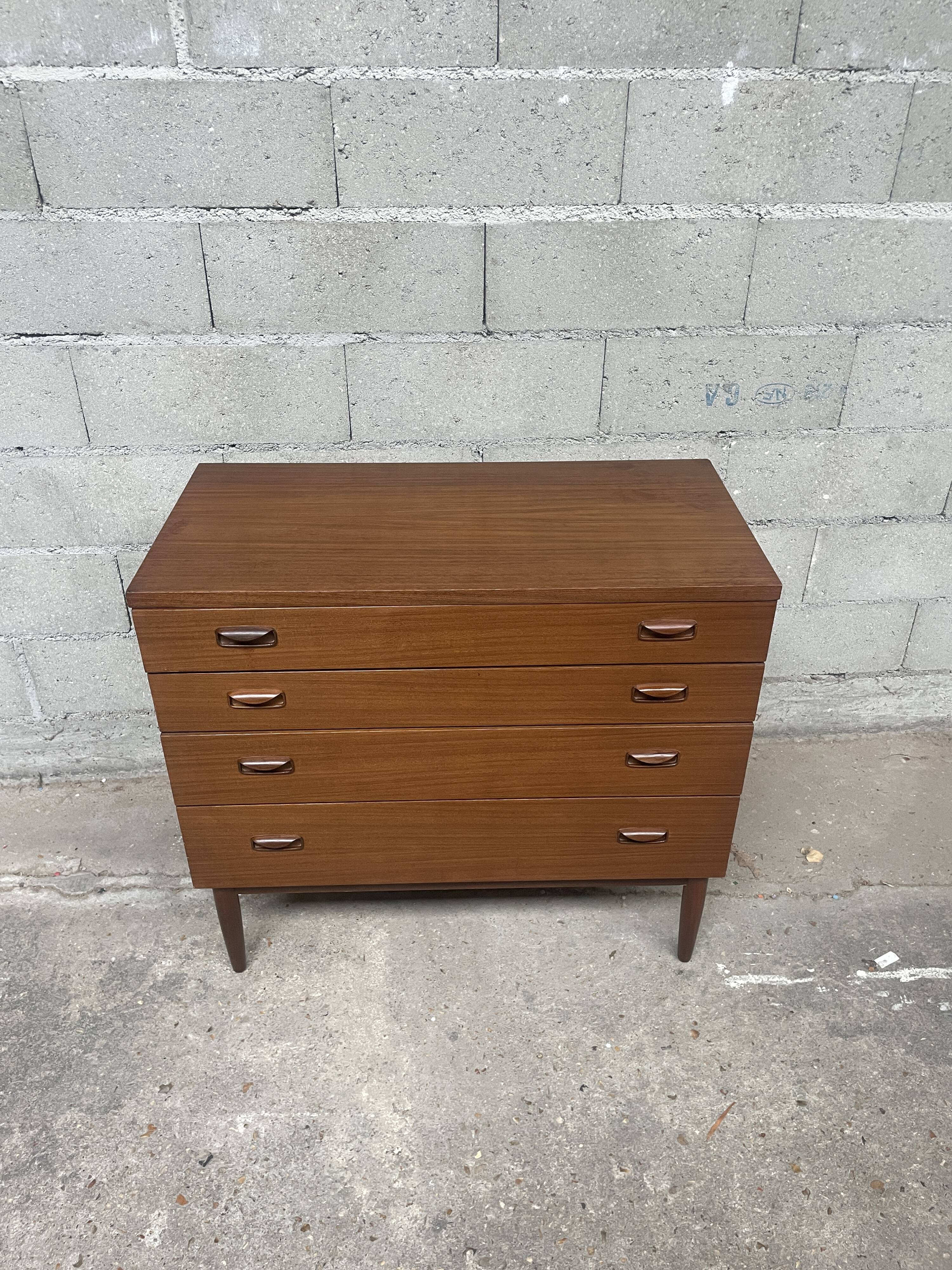 Vintage Wrighton chest of drawers