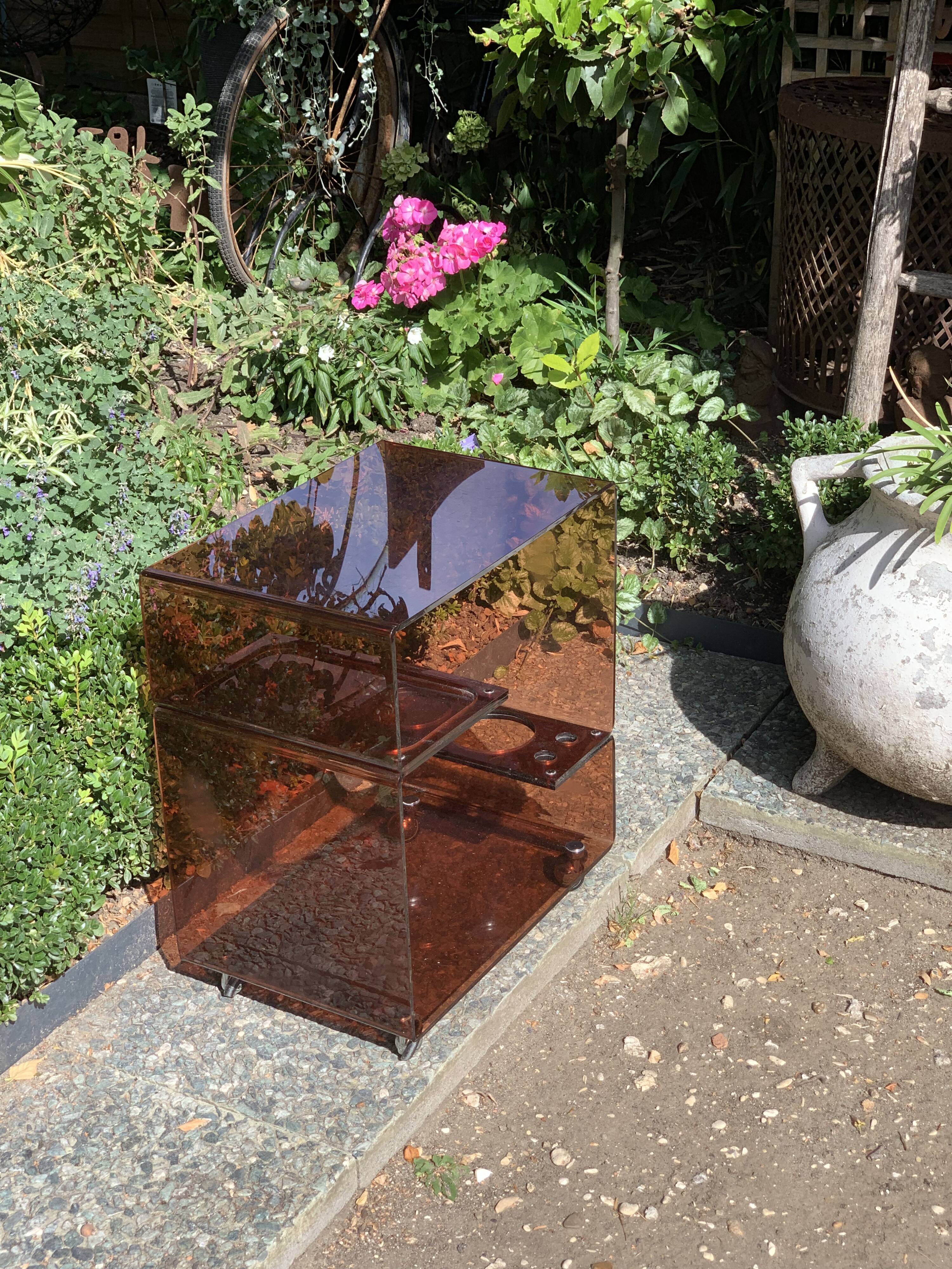 Smoked plexiglas rolling bar 70