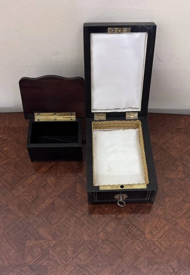 Two blackened wooden boxes decorated with Boulle marquetry – 19th century