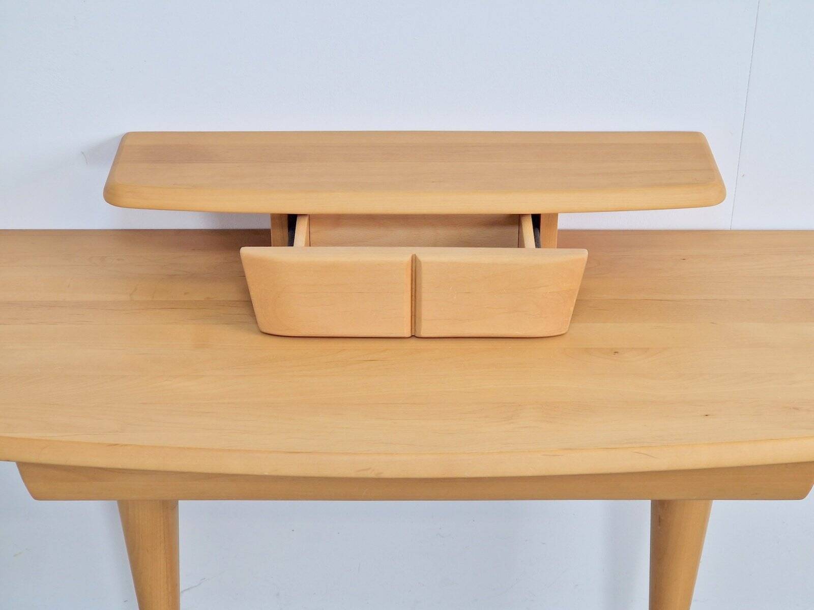 Italian Modern Hall Side Table by Oscar Tusquets Blanca, Italy, 1990s