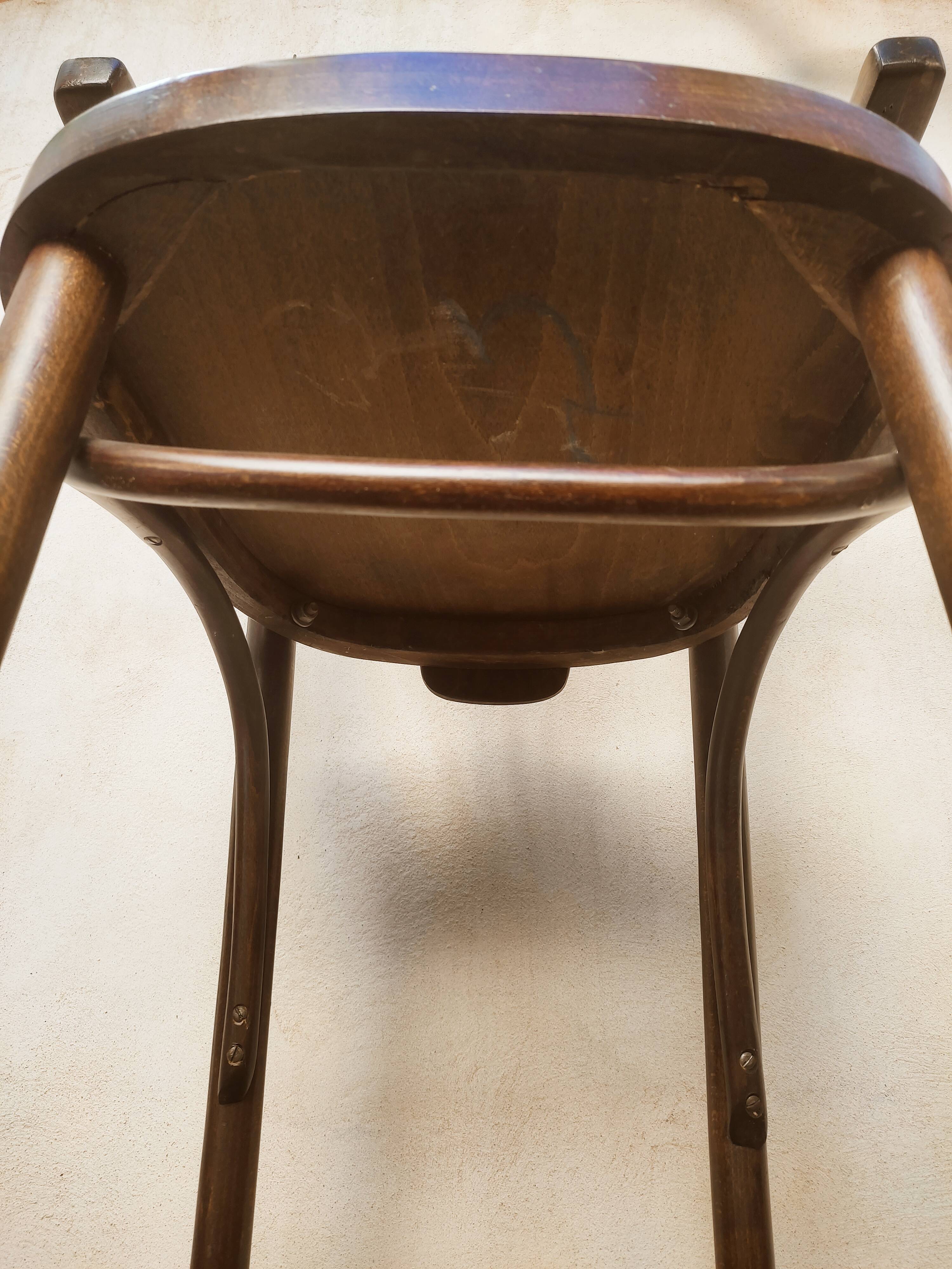 Chaise de bar en bois courbé