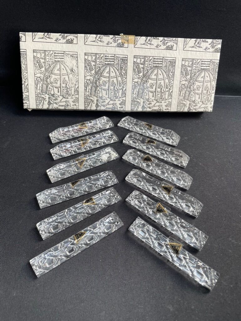 Box of 12 knife holders crystal cut XXe