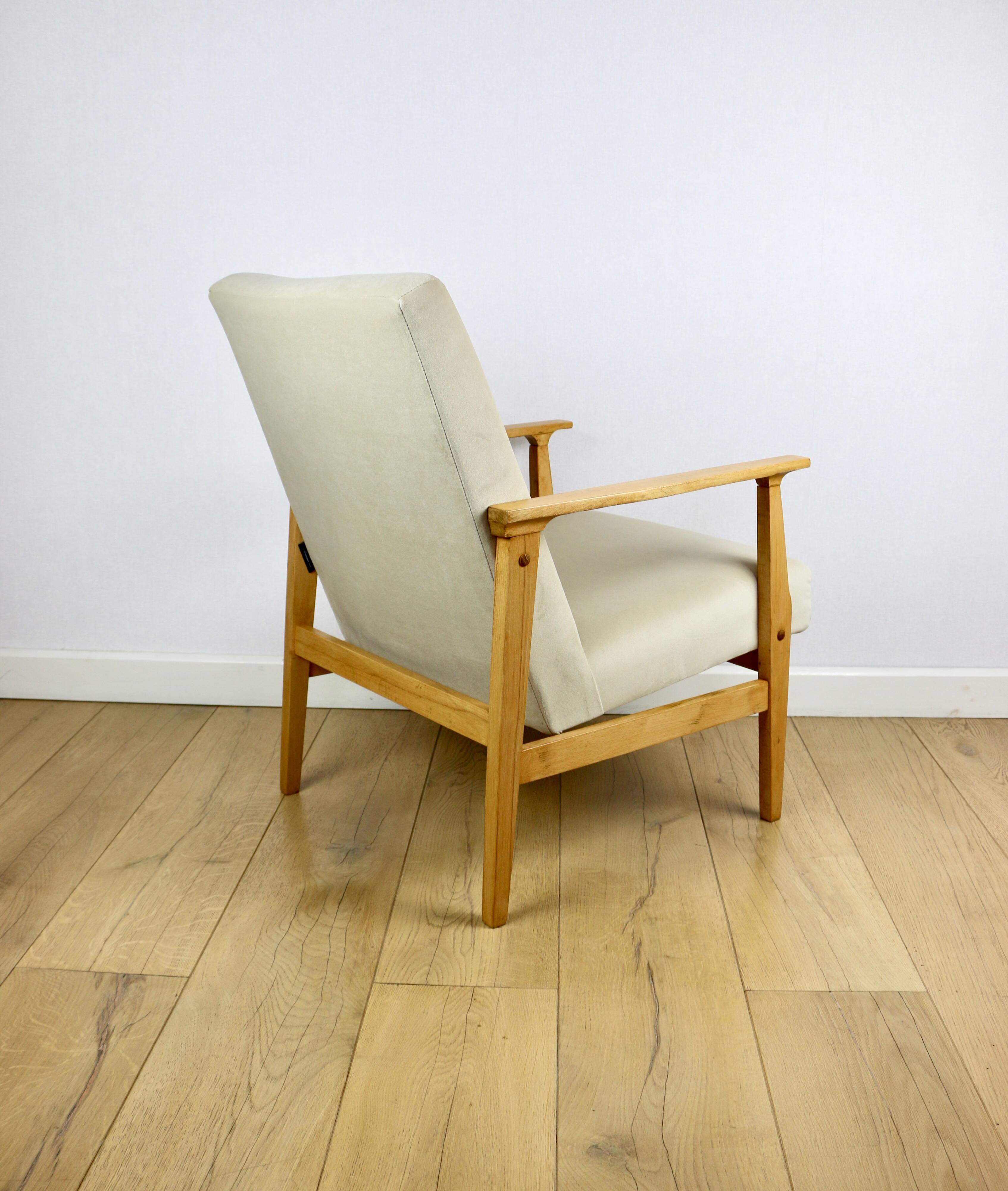 Classic armchair Vintage 70s beige - Jade series