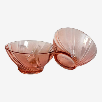 Duo of vintage pink glass bowls vereco