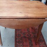 Louis Philippe round table