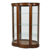 Grande vitrine incurvée en bois avec éclairage intégré