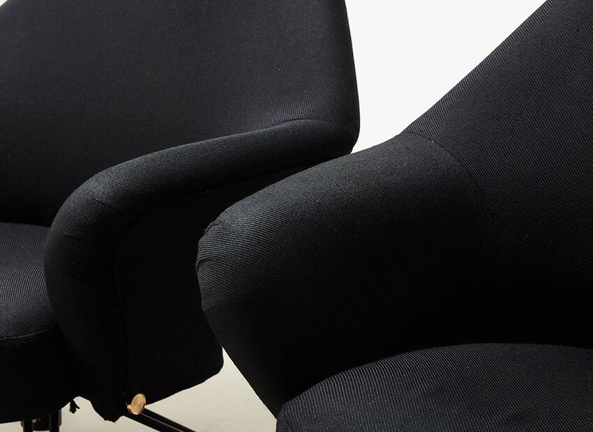 Osvaldo Borsani Pair of P32 Lounge Chairs for Tecno Italy 1956