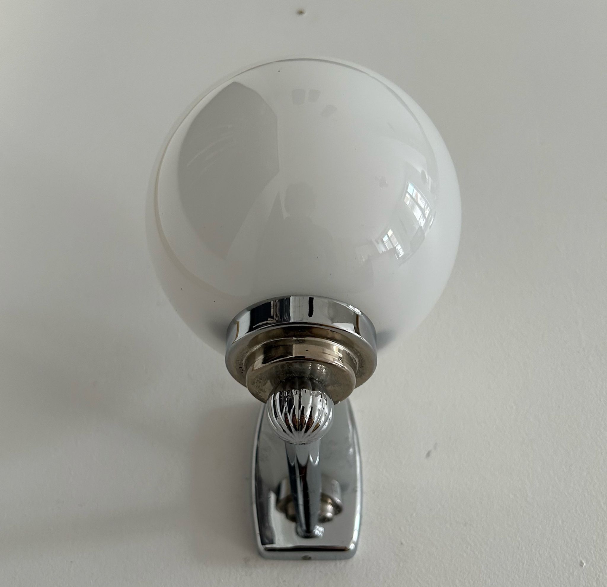 Vintage wall lamp, chromed metal and opaline, France 1970