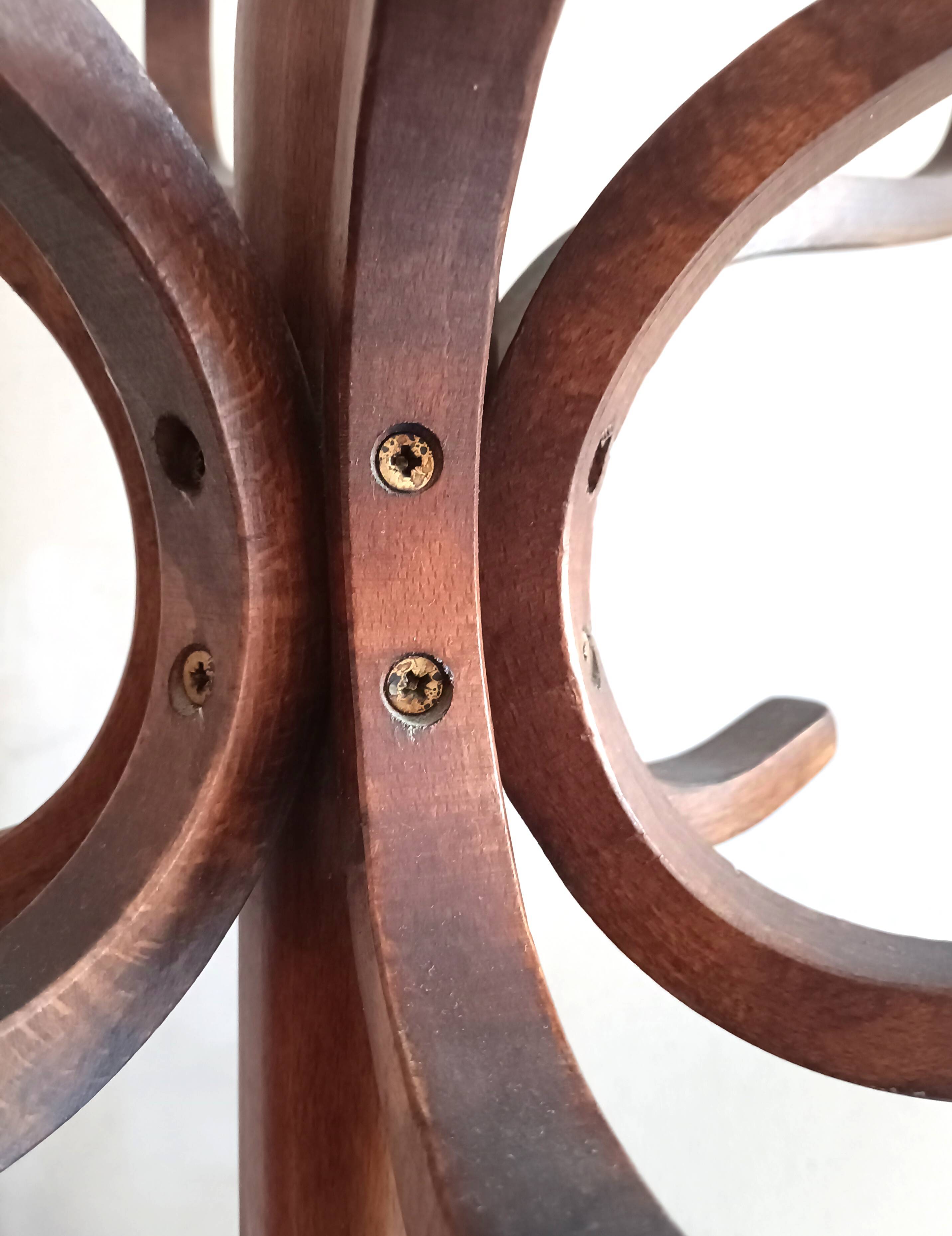 Wooden parrot coat rack