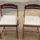 2 chaises scandinaves