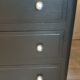 Commode en bois massif