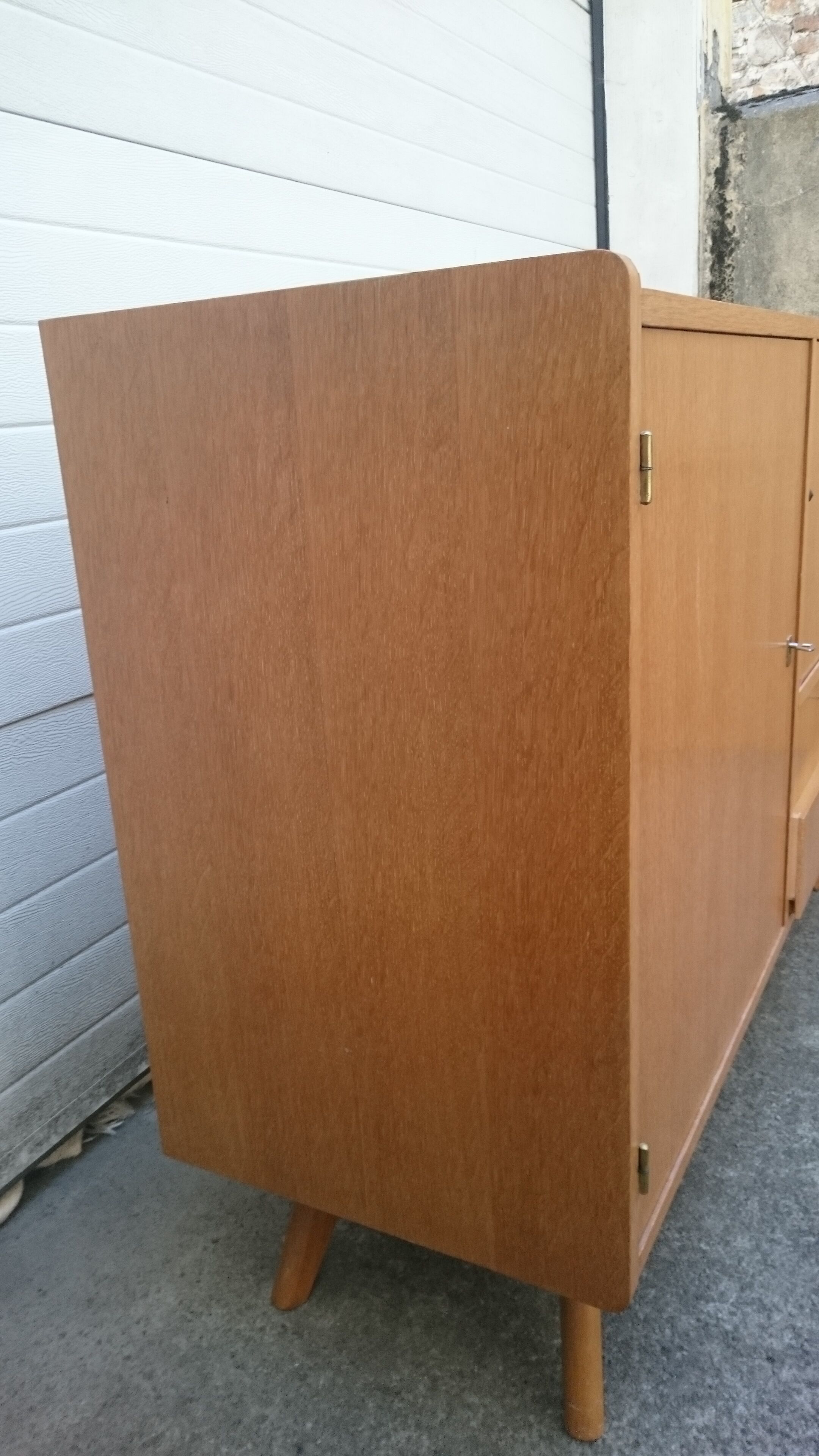 Enfilade vintage compass feet