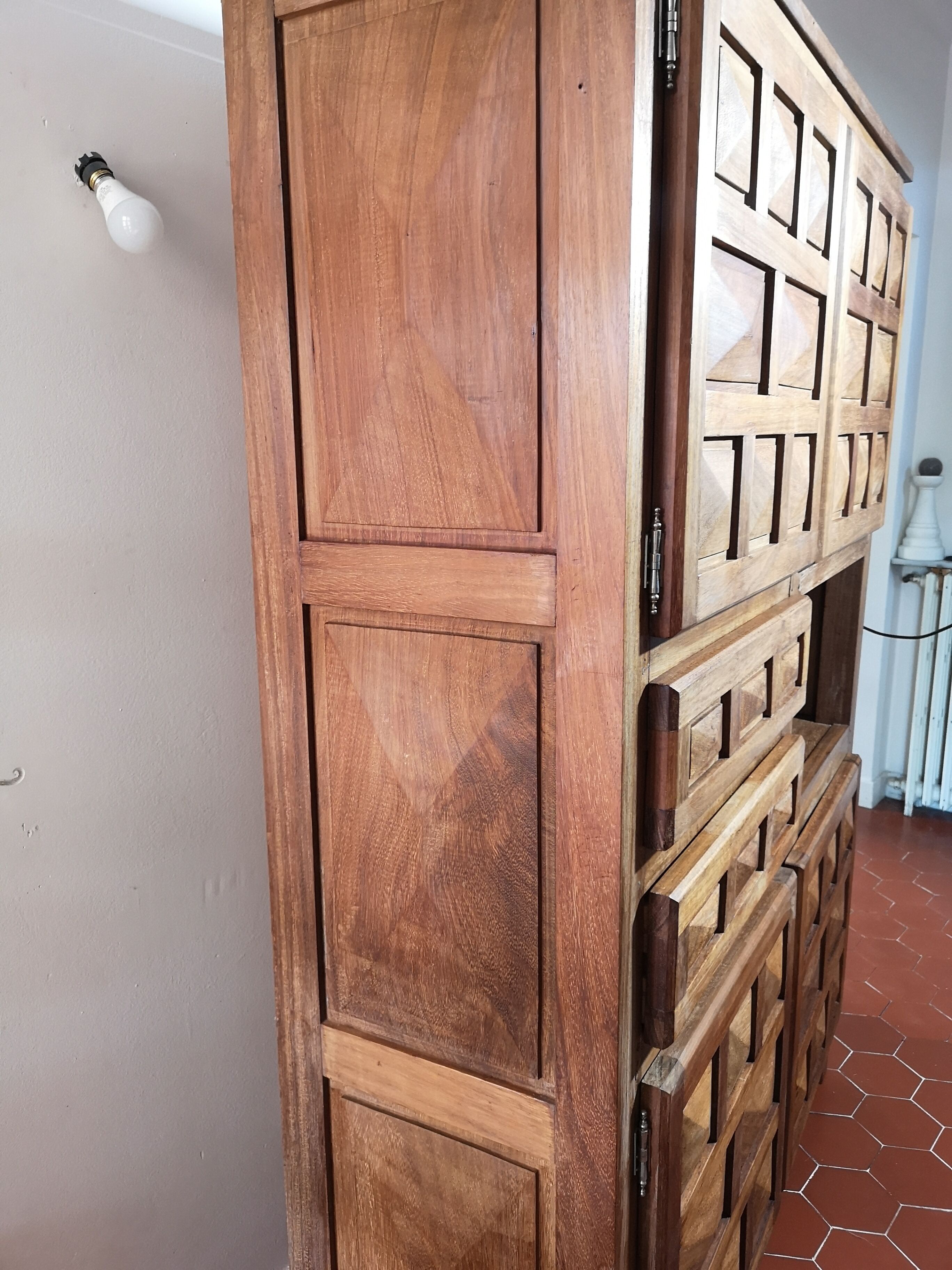 Buffet brutalist exotic wood