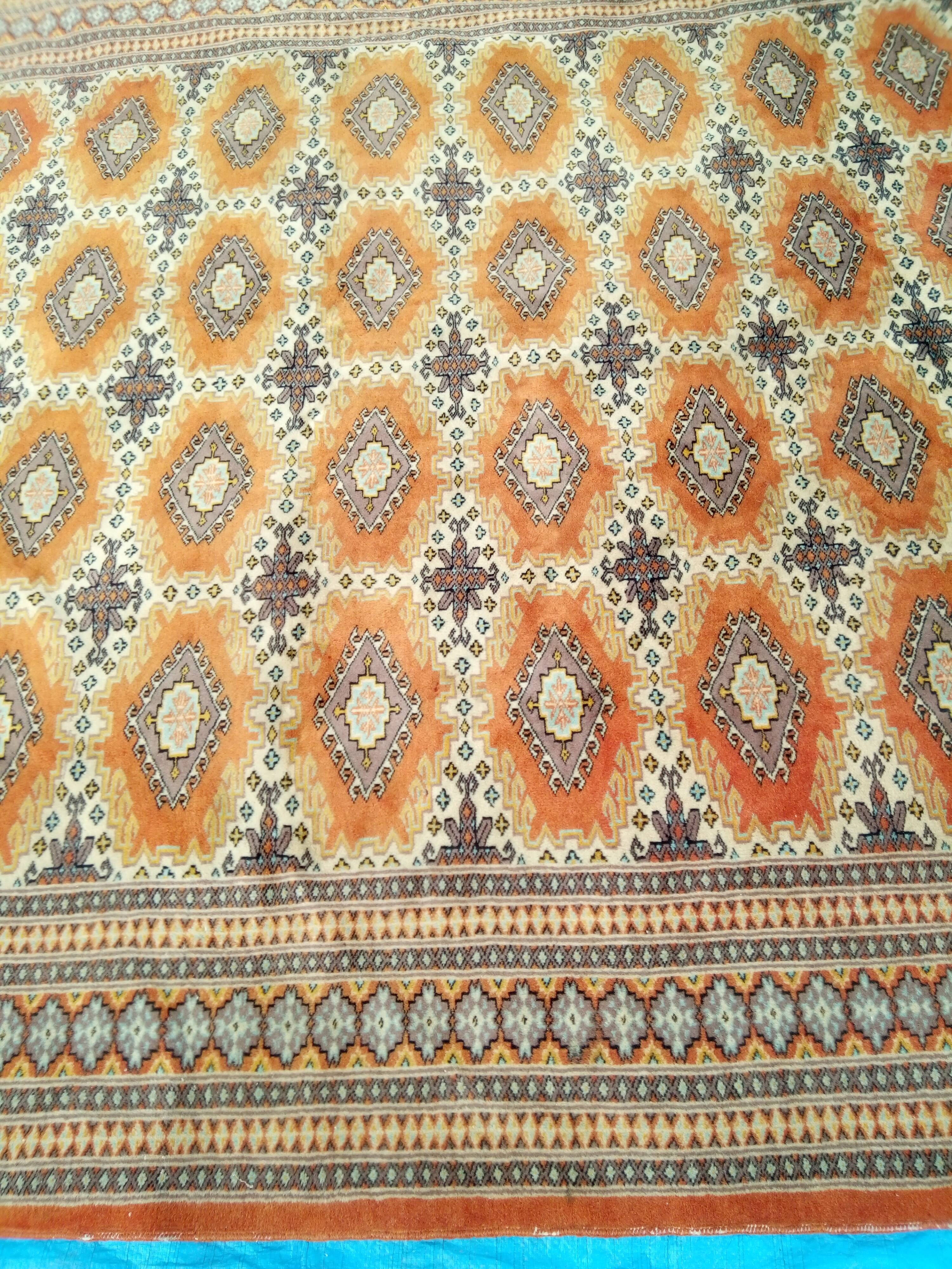 Oriental carpet, Pakistan, wool and silk 273 x 186