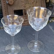 4 verres à vin art déco, motif floral ciselé, verre et cristal