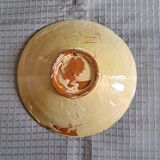 Plat Puigdemont à décor de poisson