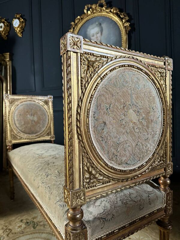 Importante Banquette D’époque Napoléon III En Bois Doré Et Sculpté De Style Louis XVI - XIXe