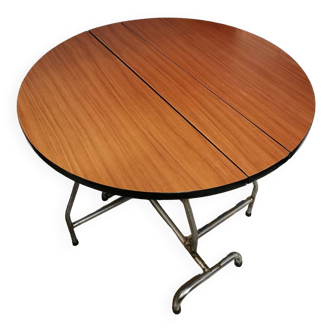 Round folding table in vintage Formica