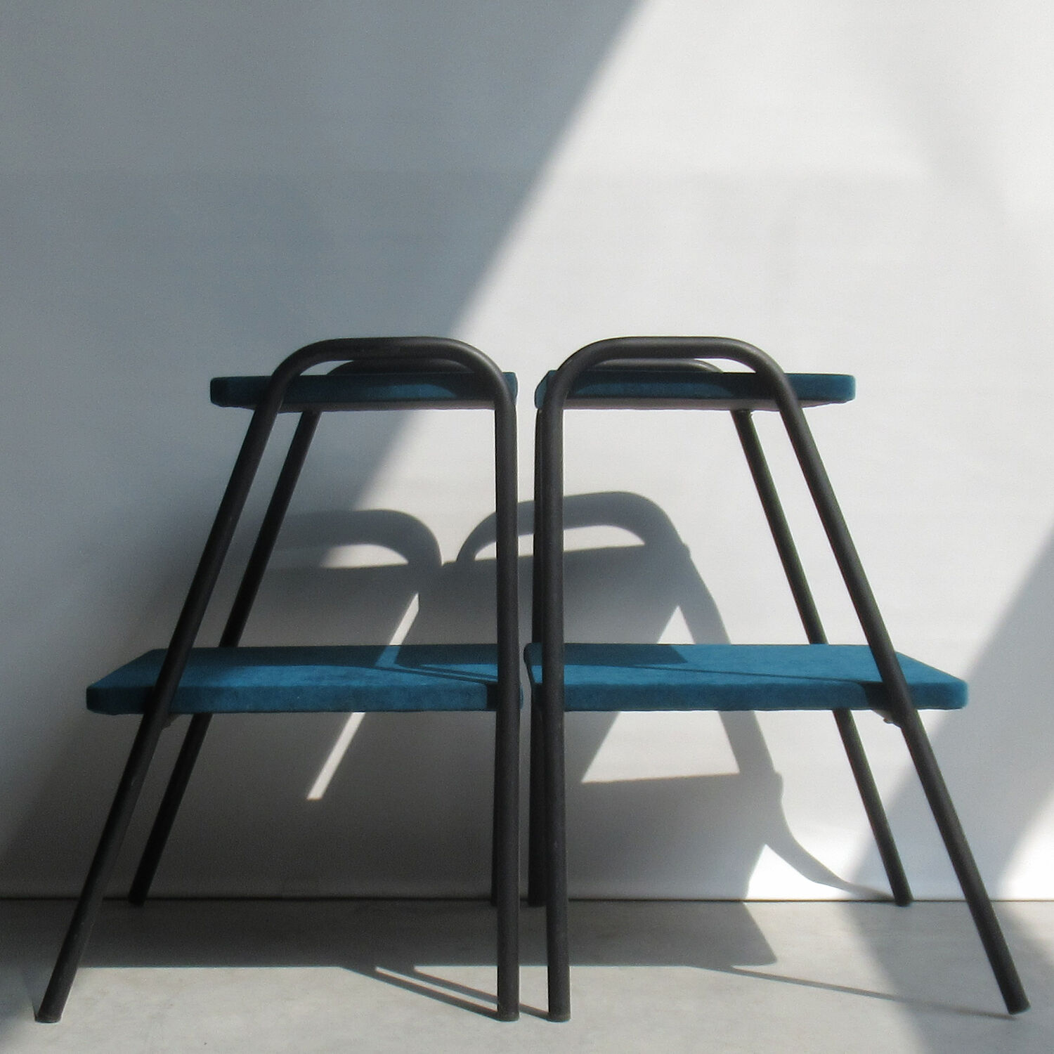 Pair of side tables Pierre Guariche for Meurop 1950