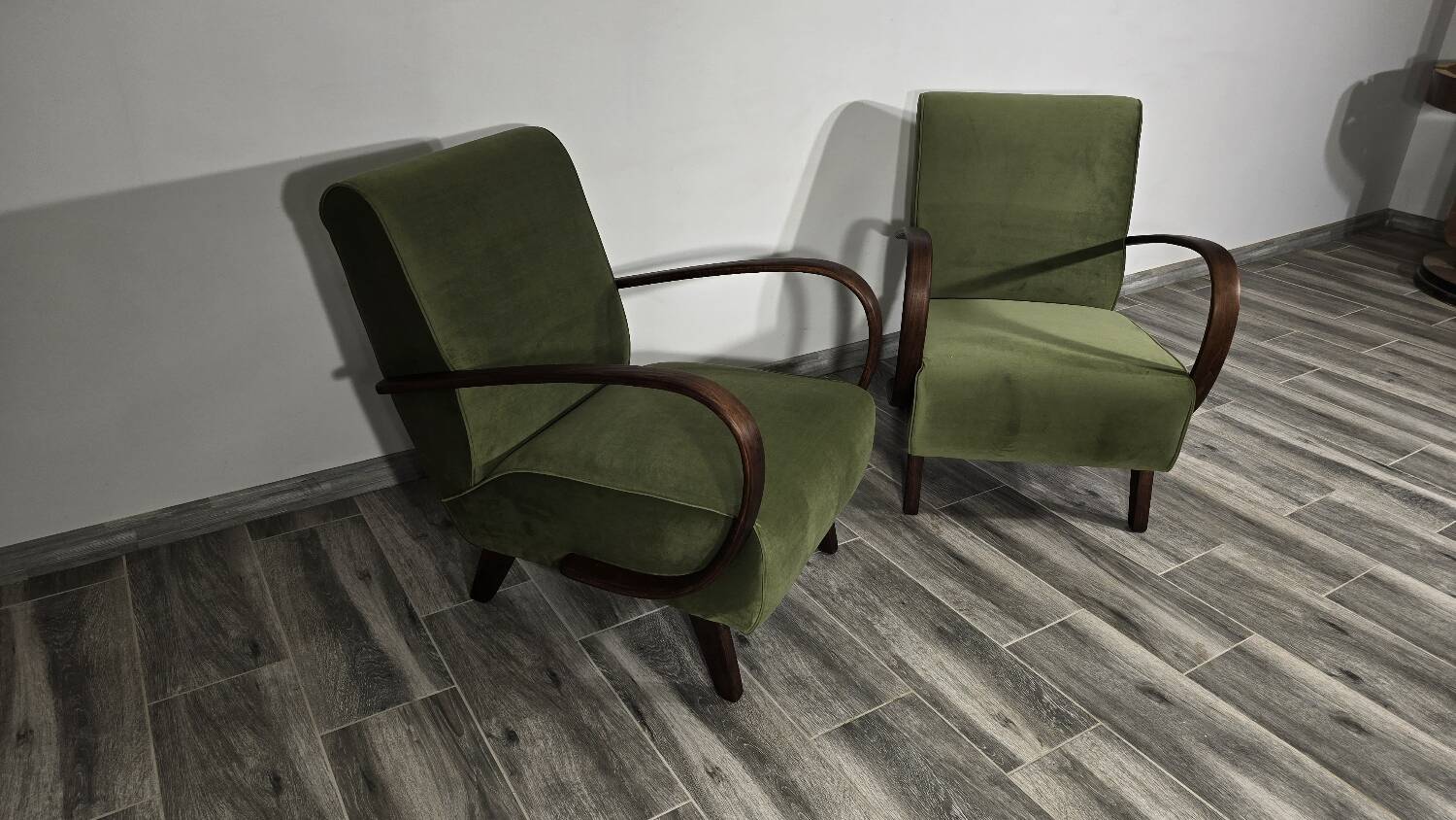 Fauteuils par Jindrich Halabala, 1940s, Set de 2