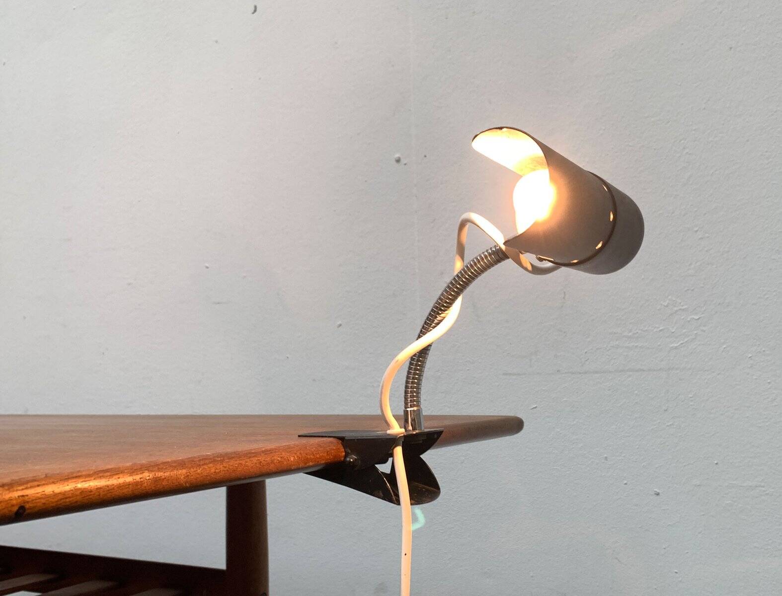 Mid-century minimalist clamp table lamp, 1960s